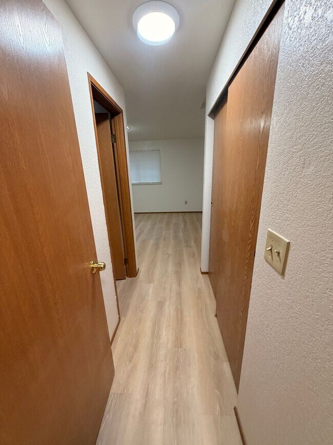 Building Photo - PHYLLIS MASHBURN TRUST