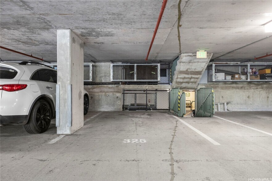 1st Parking w/ 24 hr security - 421 Olohana St