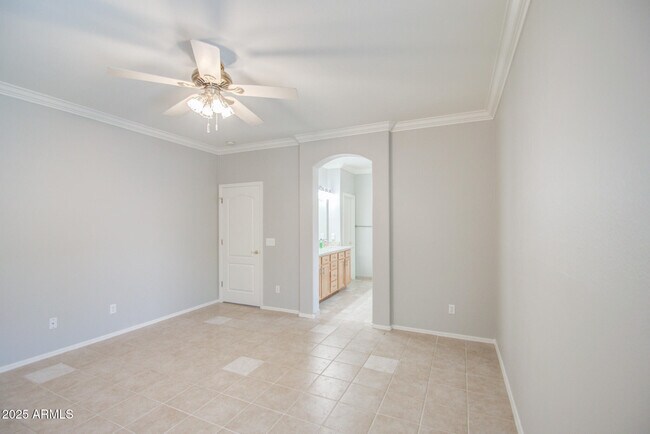 Building Photo - 1634 W Windsong Dr