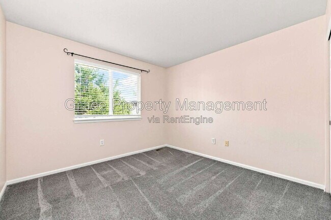 Building Photo - 11434 Switzer Park Ln