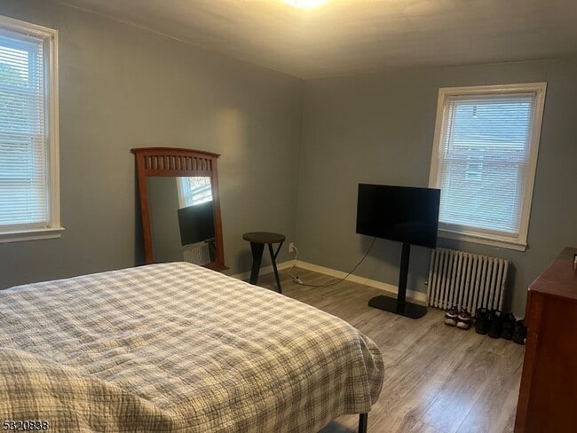 Building Photo - 19 Carpenter Terrace N