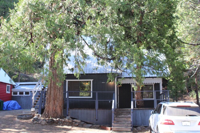 Building Photo - 26481 Crystal Rd