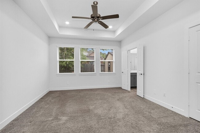 Building Photo - 29019 Pine Forest Dr