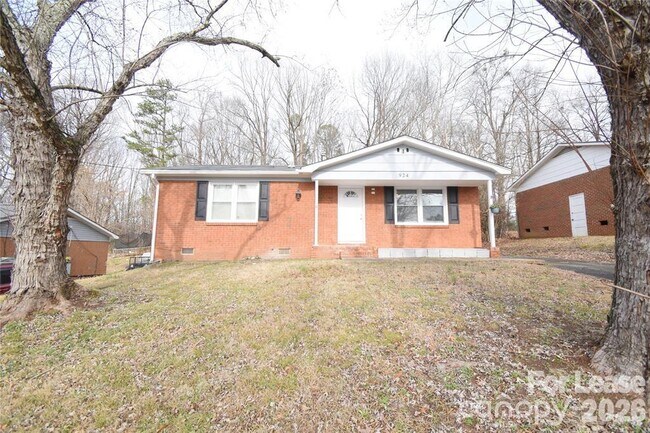 Building Photo - 924 Edgegreen Dr