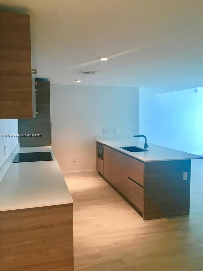 Building Photo - 1300 S Miami Ave