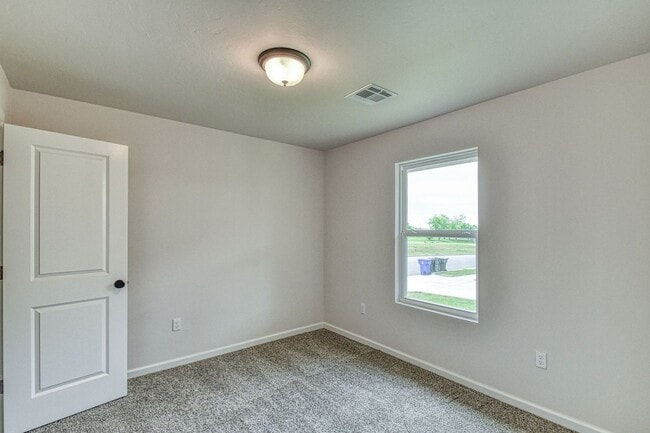 Building Photo - Brand New Construction in Varenna Landing!