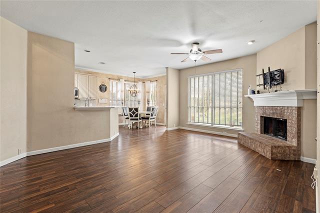 Building Photo - 3813 Oak Leaf Ln