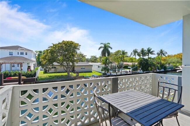 Building Photo - 13105 Ixora Ct