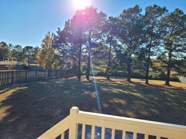 Building Photo - 3 Bed, 2 Bath Unfurnished home in Hampstead - Cross Creek Community