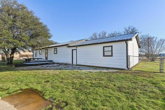 Building Photo - 250 Co Rd 3318