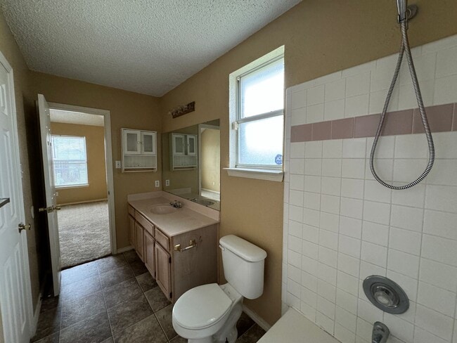 Building Photo - 3-Bedroom House for Rent in Killeen