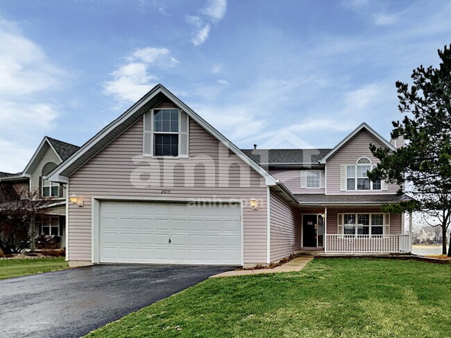 Primary Photo - 2615 Heritage Lake Dr