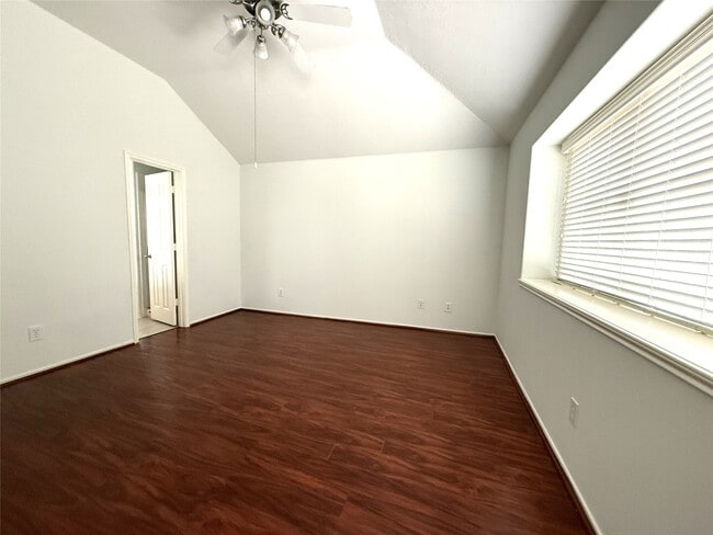 Building Photo - 13830 Fort Nelson Dr