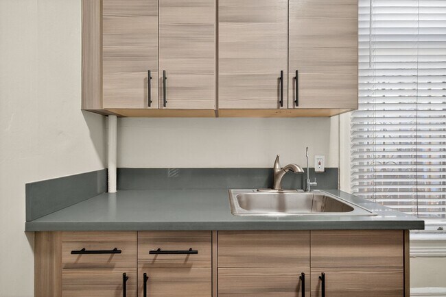 Interior Photo - 330 Cedar Avenue