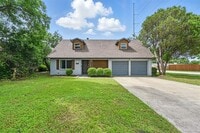 Building Photo - 441 Salem Dr