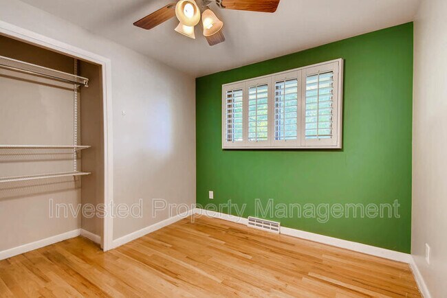 Building Photo - 6928 S Madison Way