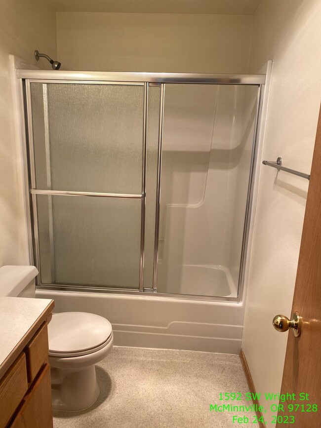 Building Photo - 1592 SW Wright St