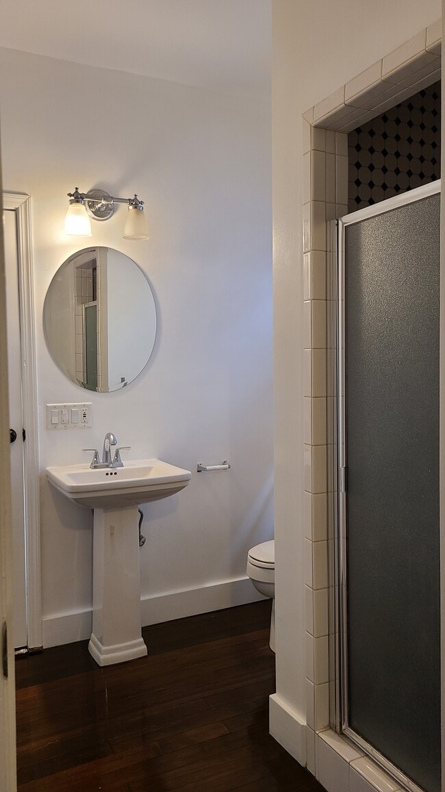 Building Photo - 1848 S Highland Ave