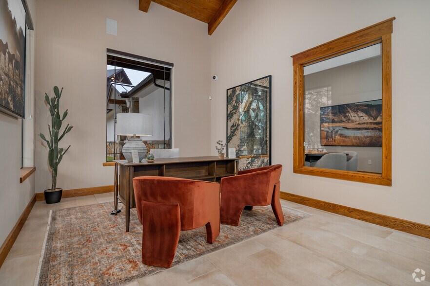 Leasing Center - Ranch Creek