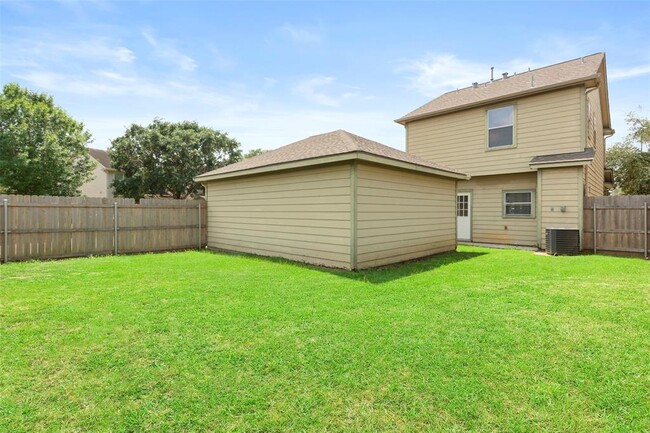 Building Photo - 6206 Scotchwood Dr
