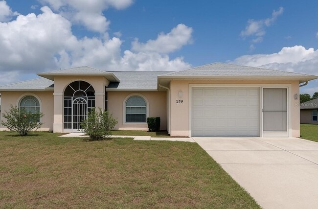 Building Photo - 219 Venetia Ave