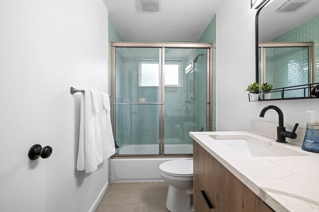 Building Photo - 5105 Galen Ct