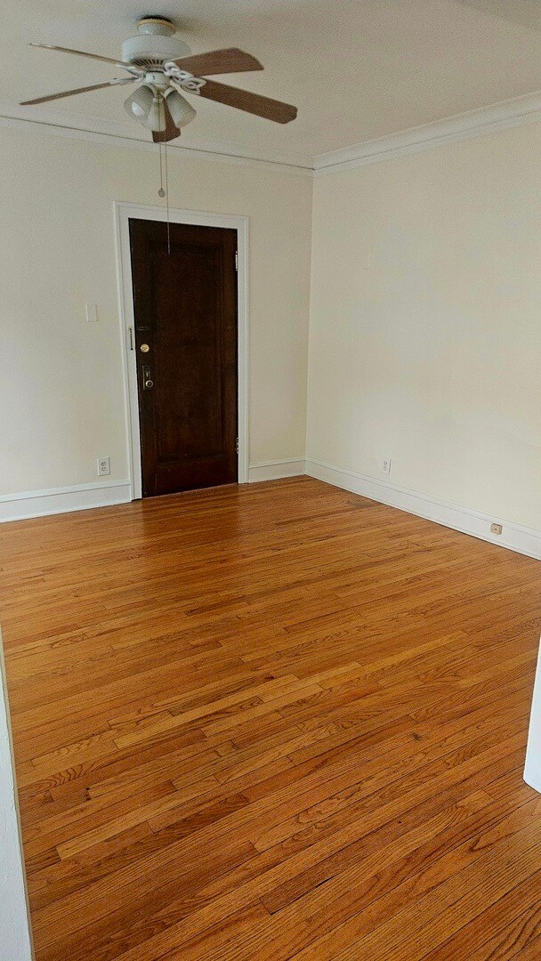 Building Photo - 2454 N Kilpatrick Ave