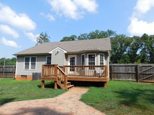Building Photo - 161 Soybean Dr
