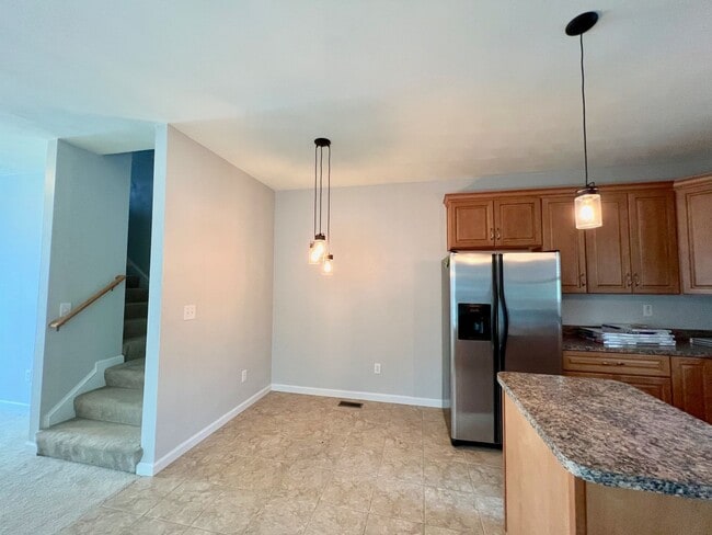 Building Photo - 3BD/3.5BA Condo w/ Garage in Chicks Beach!...