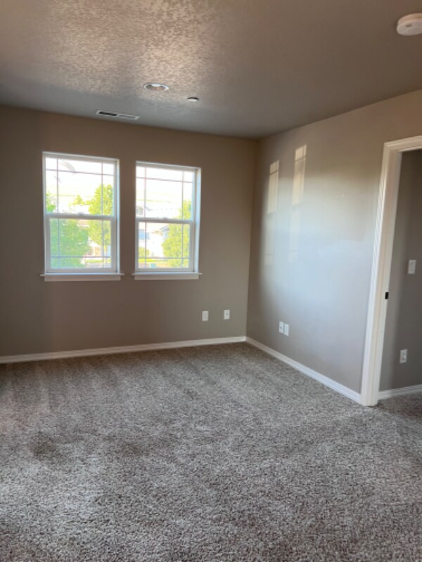 Building Photo - 4491 Corvina St