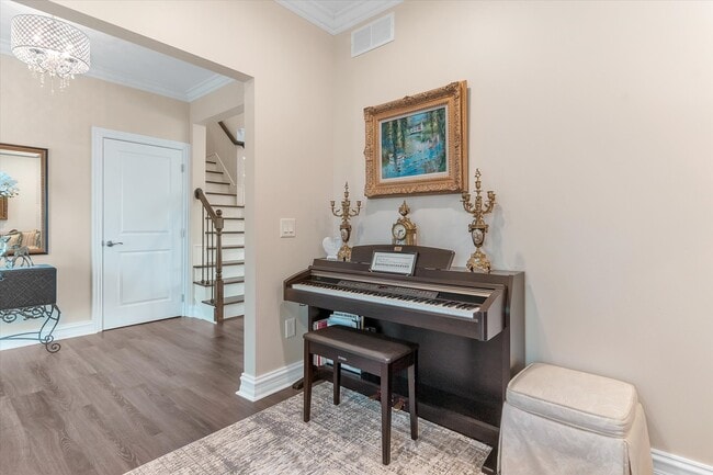 Building Photo - 37440 Curwood Dr