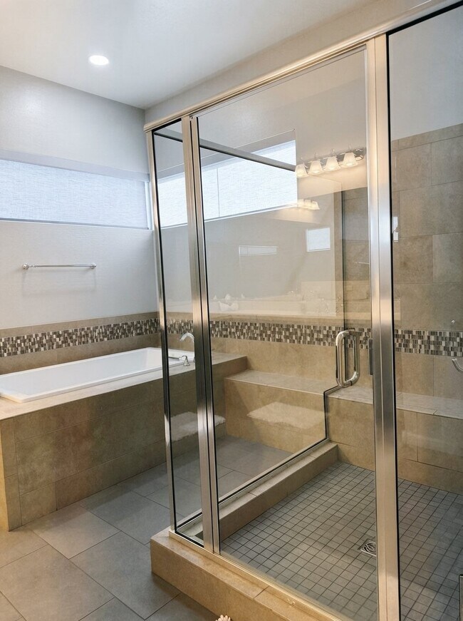 Building Photo - 4590 Fletcher Ct