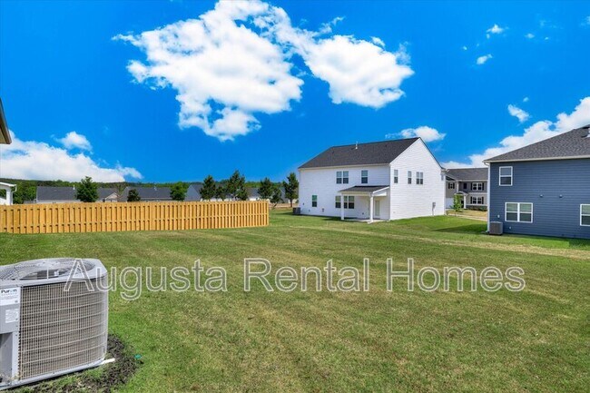 Building Photo - 1253 Birch Cir