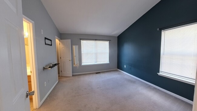 Building Photo - 12576 Mirkwood Ln