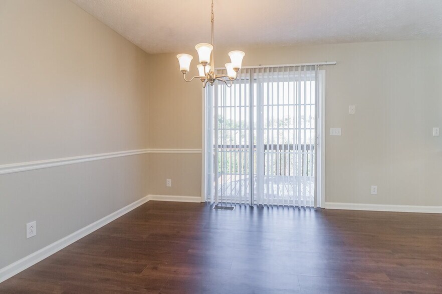 Building Photo - 7835 Rainey Dr