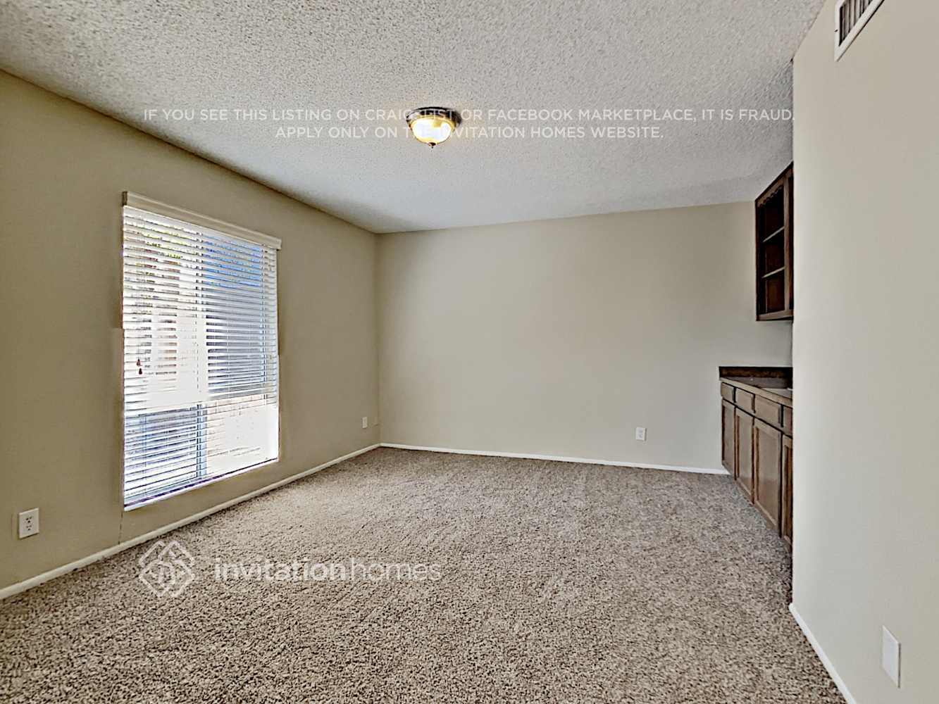 Building Photo - 5319 W Vogel Ave