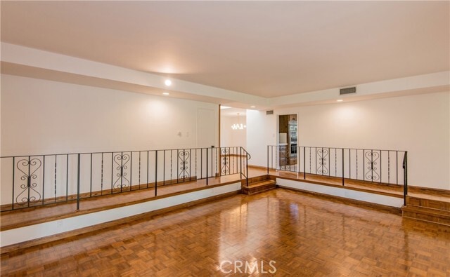 Building Photo - 13104 Magnolia Blvd