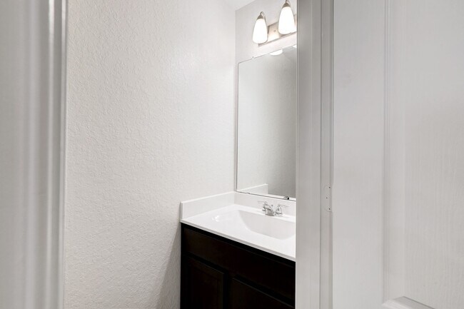 Building Photo - Two-Story Brick Home on a Quiet Cul-de-Sac...