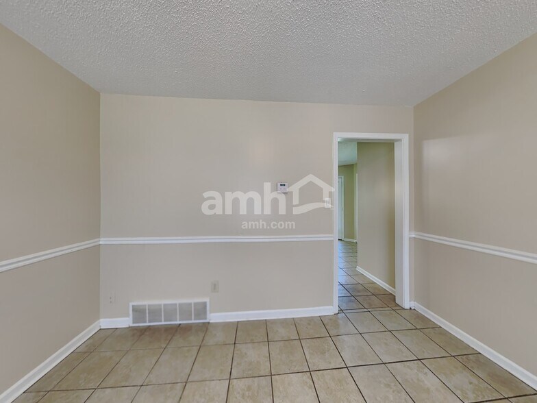 Building Photo - 8315 Dunnan Cv