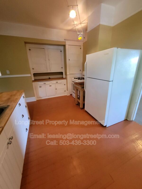 Building Photo - 3816 N Borthwick Ave