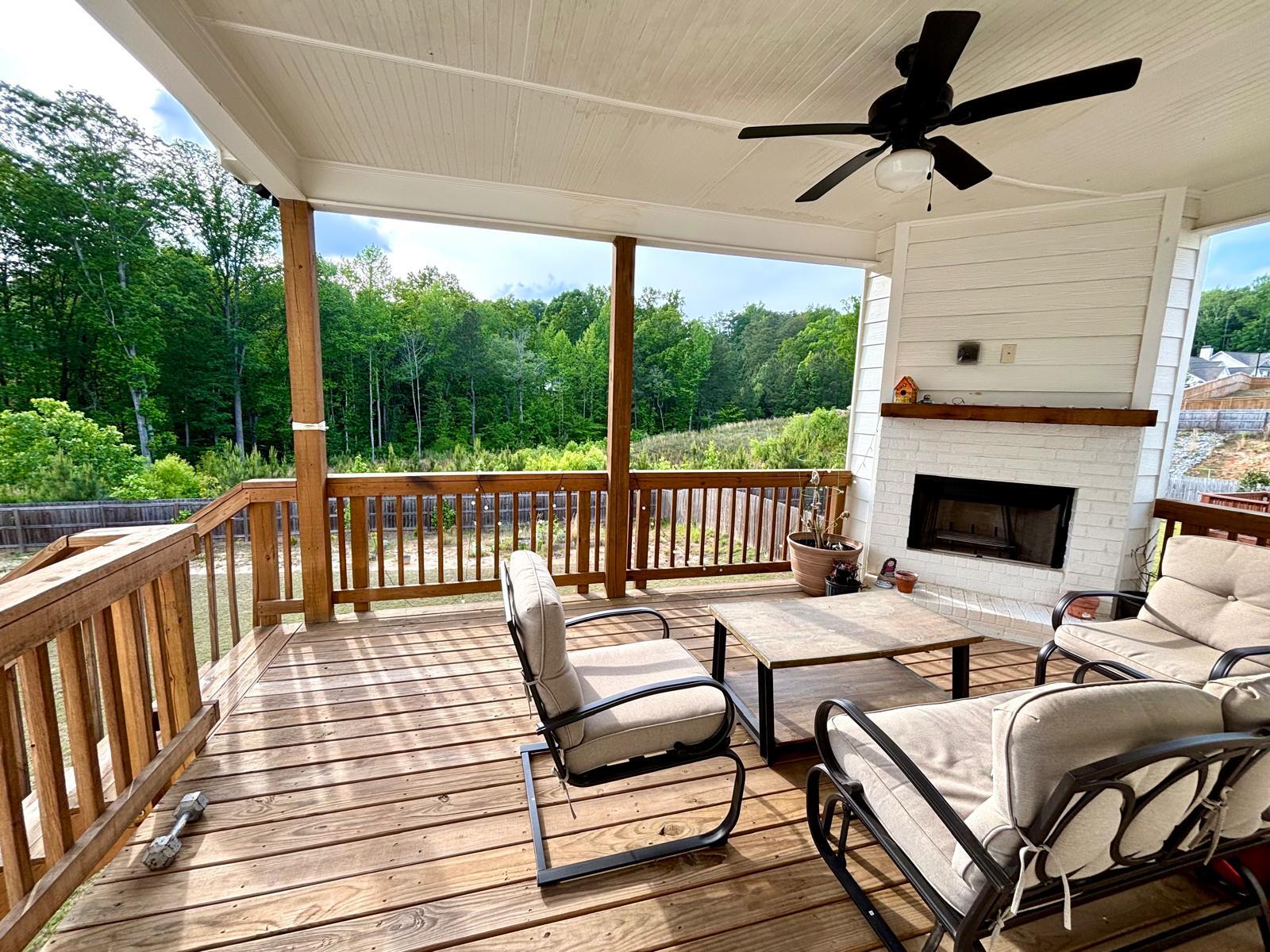 Covered Deck - 1920 Grand Lanier Dr
