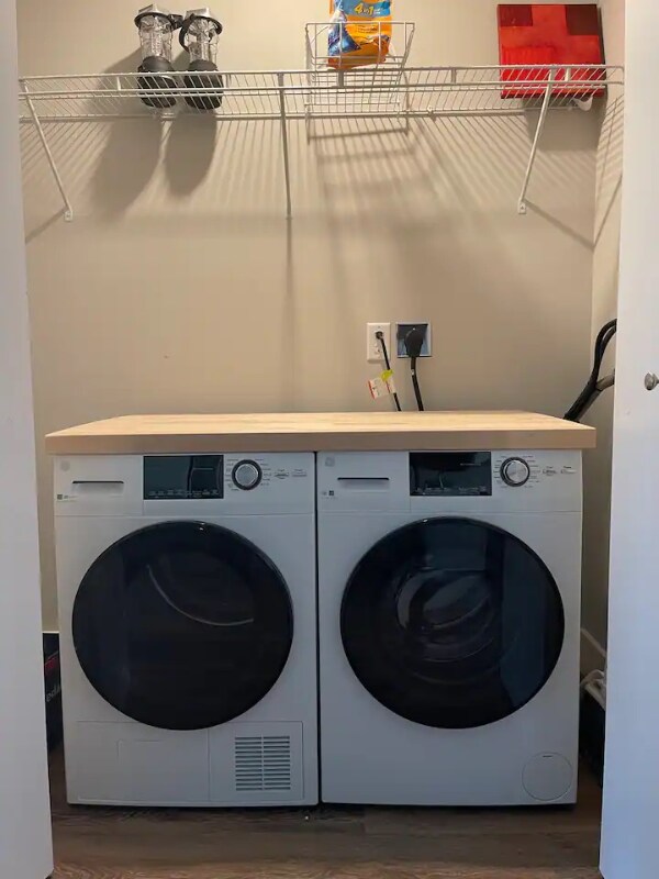 Building Photo - 2044 Solstice Ln