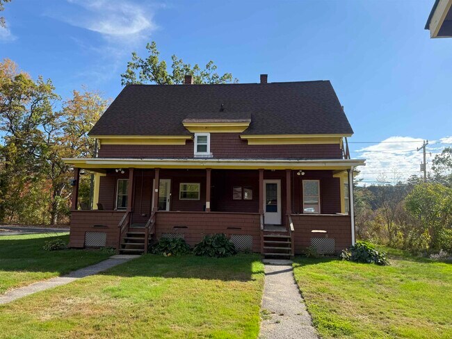 Building Photo - 189 E Bow St