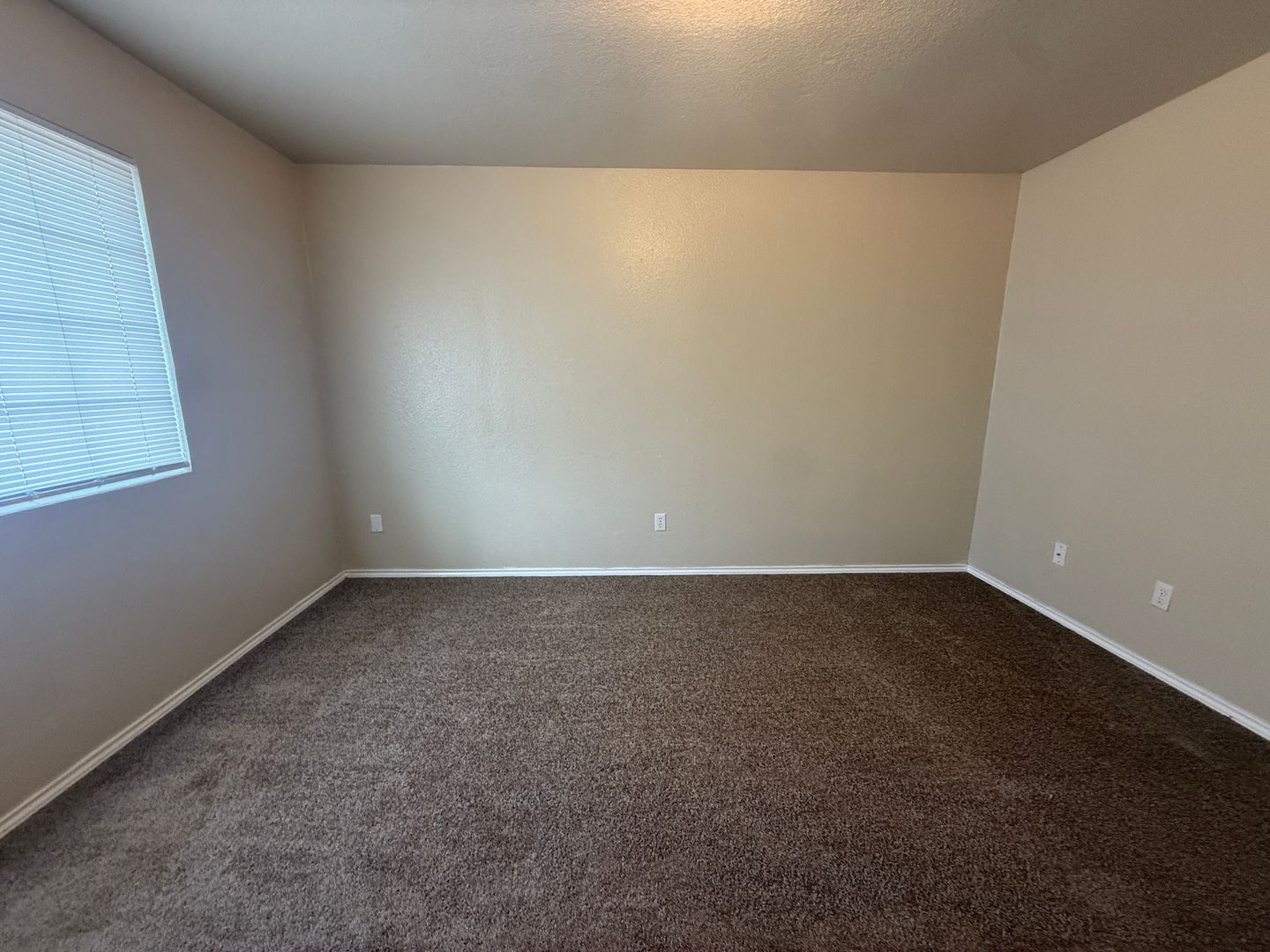Building Photo - 4000 Doraine Ct