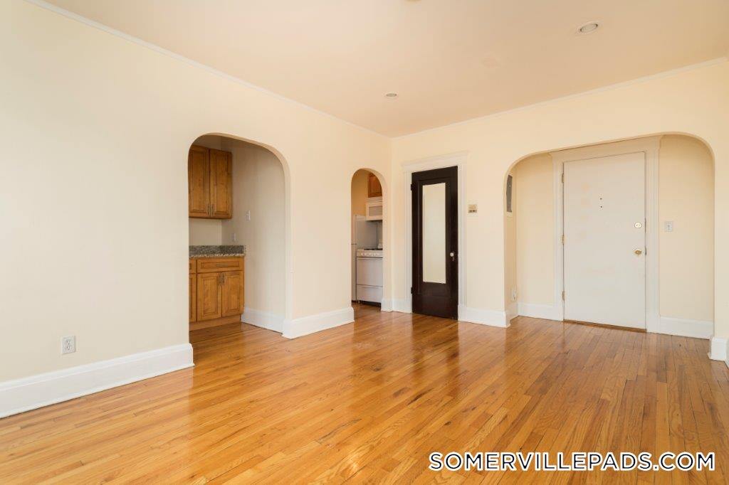 Building Photo - 123 Highland Ave