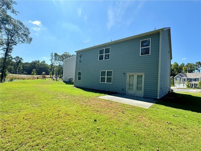 Building Photo - 6 Manor Wy