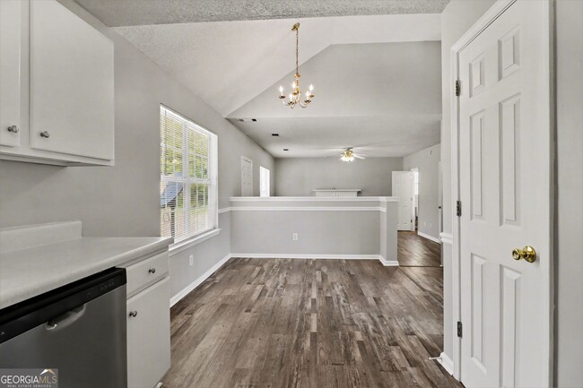 Building Photo - 2839 Rambling Way