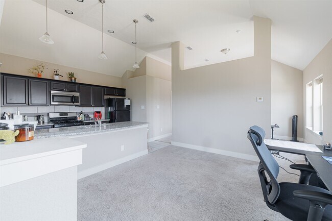 Building Photo - 16831 Osprey Bend Dr