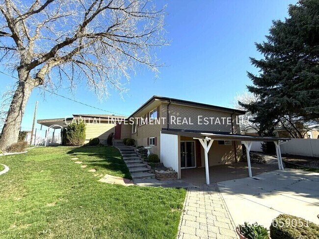 Building Photo - 1640 E 5375 S