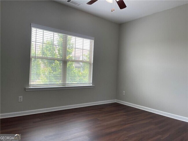 Building Photo - 369 Hardy Water Dr SE